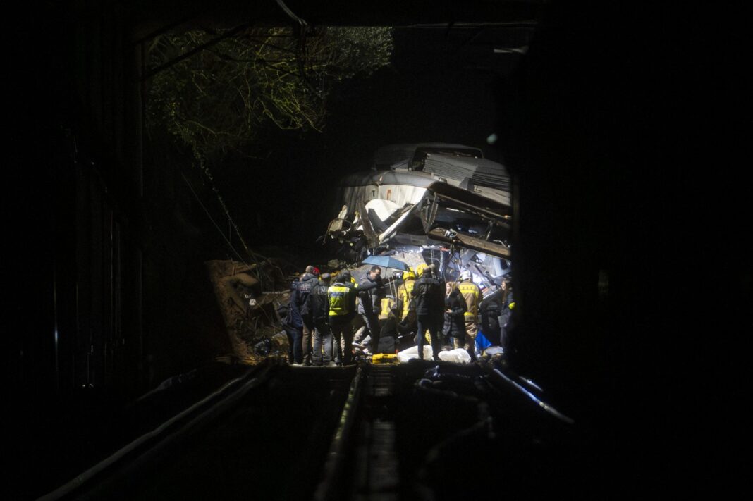 MAE: Nu există victime de cetățenie română în accidentul feroviar din Catalonia