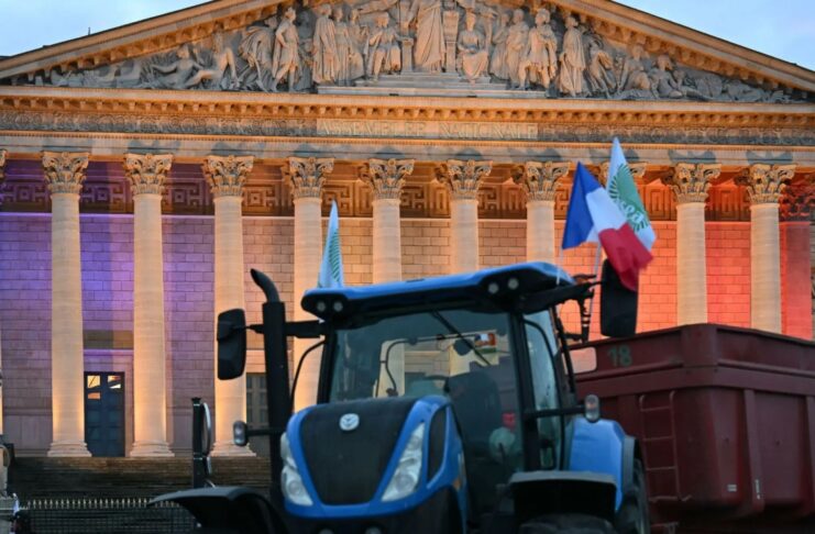 Tractorul francez, italienesc și german se mobilizează pentru a pune presiune pe eurodeputați înaintea votului privind o sesizare la CJUE