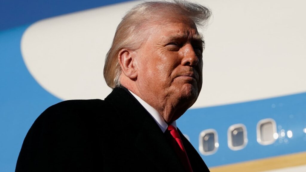 Trump ia în considerare un atac militar limitat asupra Iranului