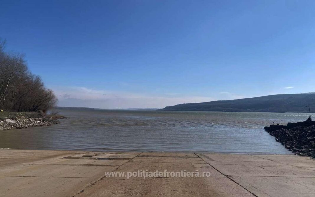 Suspendarea temporară a activității feribotului Oryahovo-Bechet