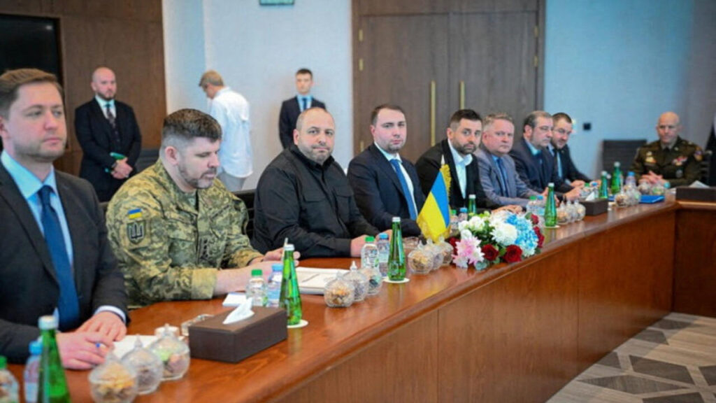 Ucraina, Rusia și SUA reiau discuțiile de pace la Abu Dhabi. Europa caută propriul canal cu Moscova