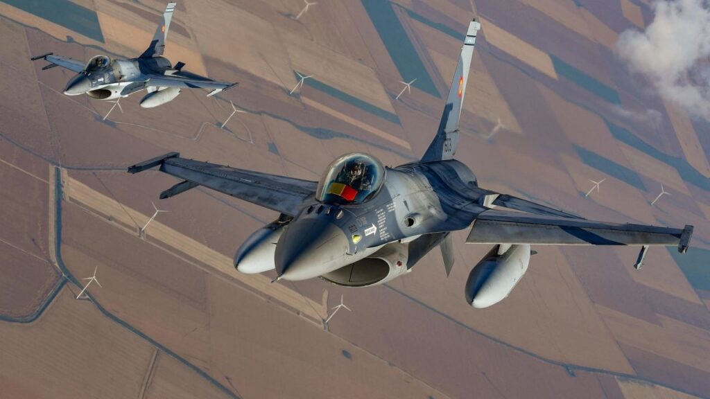 Alertă la granița României: dronă intrată în spațiul aerian național. Două avioane F-16 au fost ridicate de urgență