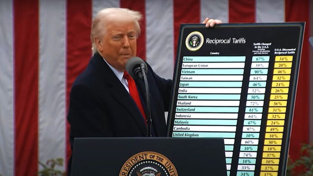 Trump menține, deocamdată, tarifele la 10% pentru UE și Marea Britanie