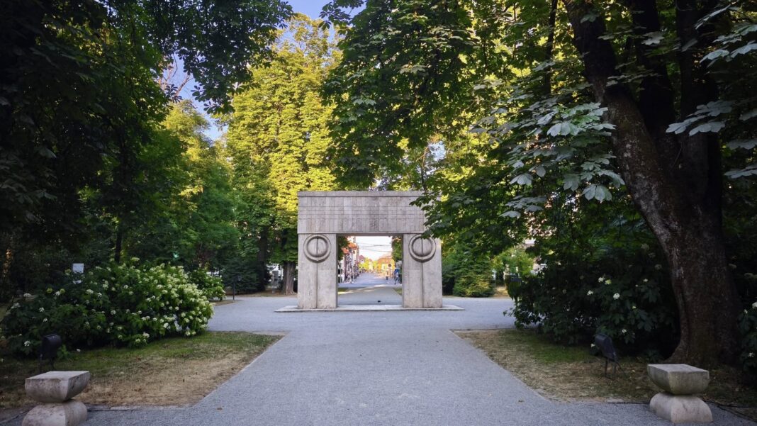 Parcul Central din Târgu Jiu va fi reabilitat prin Programul Operațional Regional