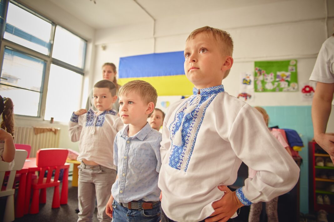 Aproximativ 2,2 milioane de copii ucraineni – 1 din 3 – au nevoie în continuare de asistență umanitară