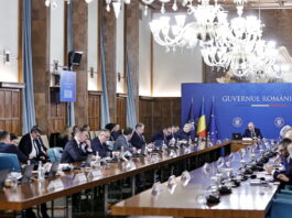 Trei moțiuni simple, în aceeași zi, împotriva Guvernului