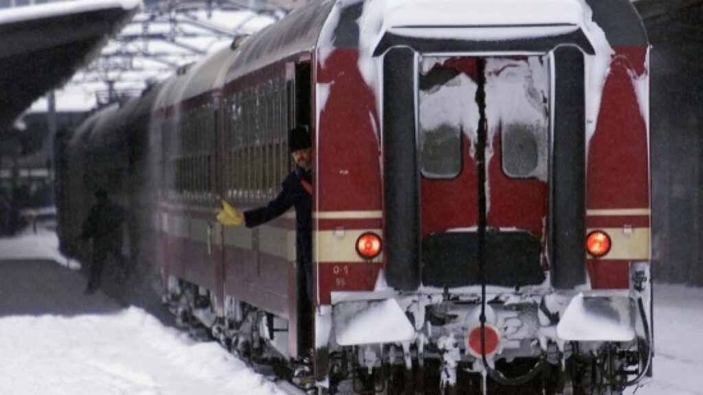 20 de trenuri, anulate de CFR Călători din cauza vremii
