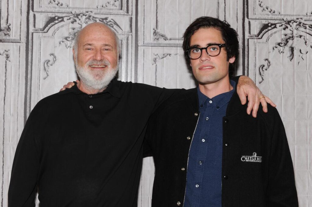Fiul cineastului Rob Reiner a pledat nevinovat pentru uciderea părinţilor săi