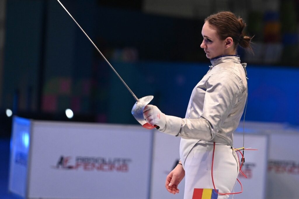 Scrimă / Amalia Covaliu, medaliată cu argint în proba de sabie la Europenele de juniori