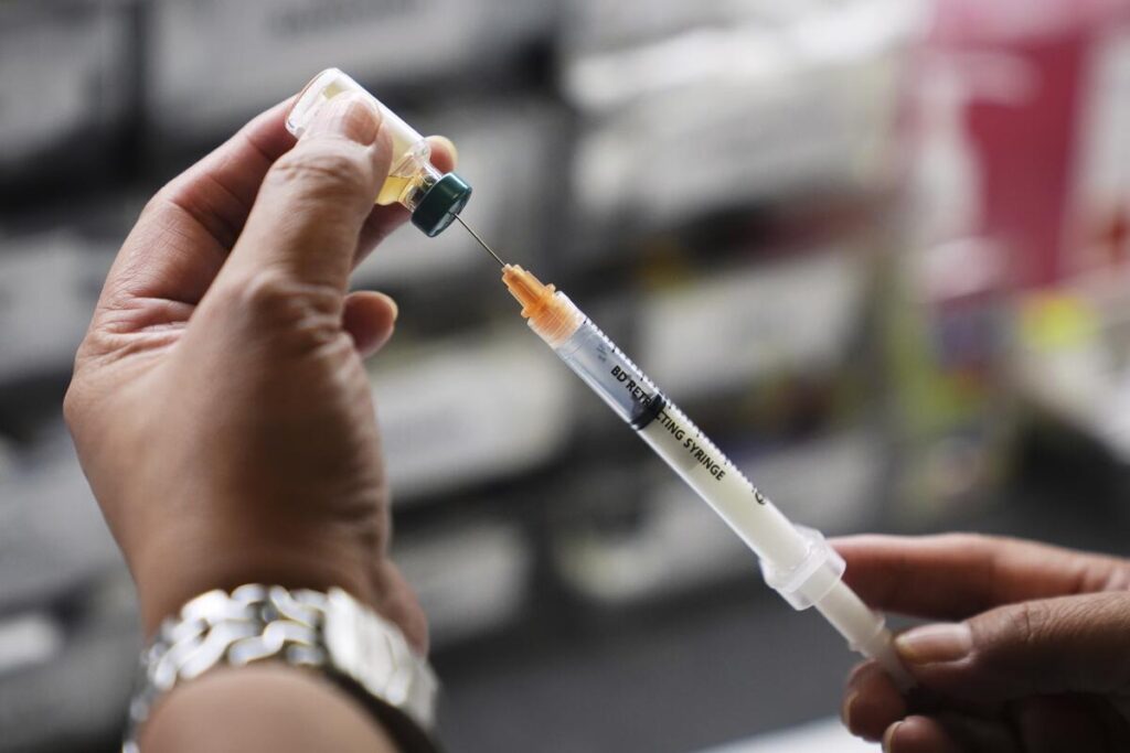 Administrația Trump, dată în judecată pentru politica sa de vaccinare redusă a copiilor