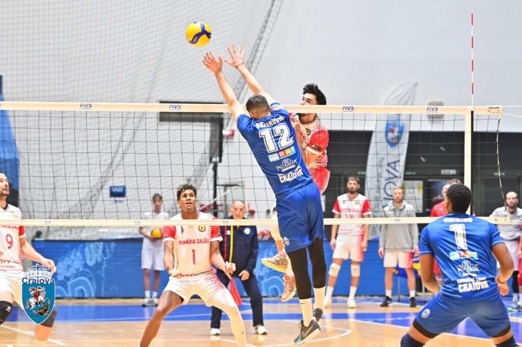 Volei (m) / SCMU Craiova n-a reușit prea multe în deplasarea de la Zalău