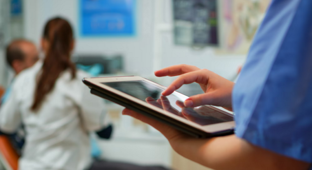 Dosarul electronic de sănătate, disponibil din această vară