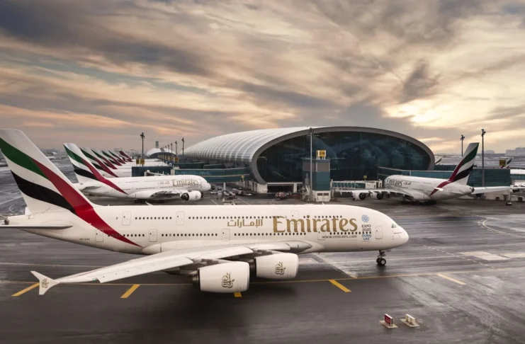 Compania aeriană Emirates anunţă că toate zborurile către şi dinspre Dubai sunt suspendate