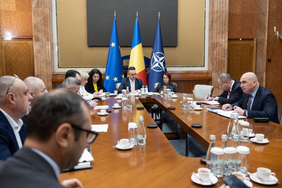 Ședință de lucru pentru analiza stadiului proiectelor din domeniul energiei. Premierul Ilie Bolojan cere reducerea termenelor pentru avizarea proiectelor