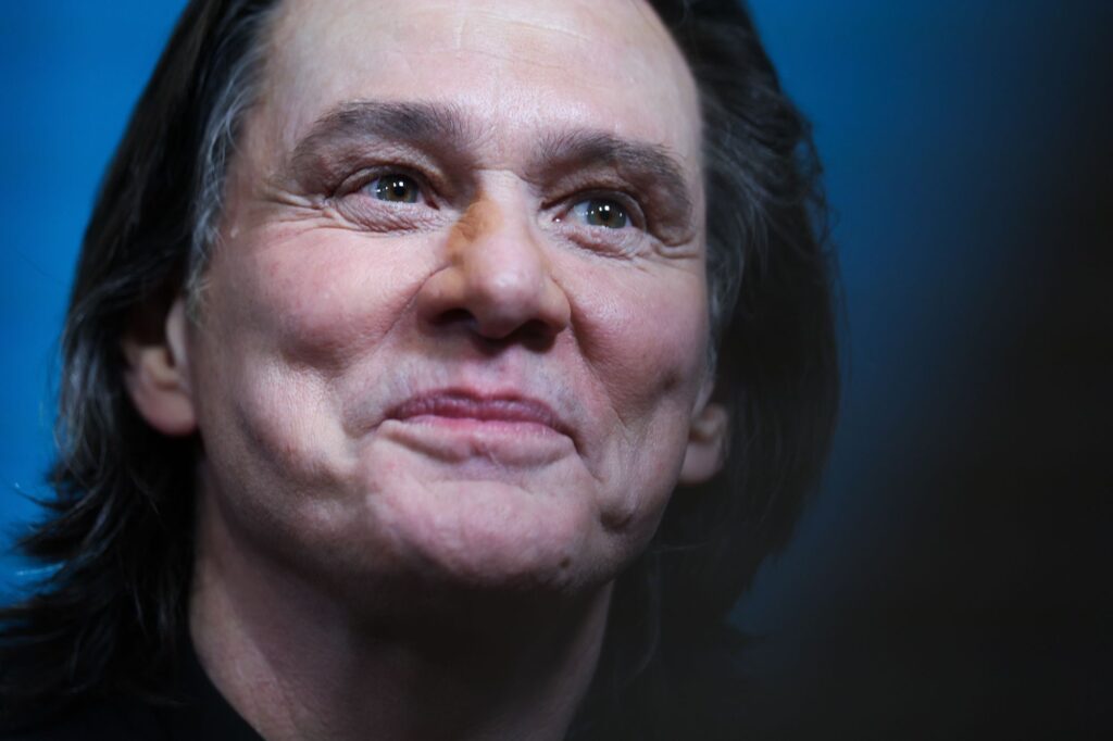 Chipul lui Jim Carrey, sub lupă: transformare reală sau doar o nouă farsă?