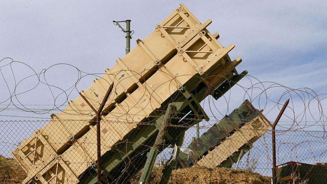 Baterie de rachete Patriot desfăşurată de Grecia pentru a proteja Bulgaria