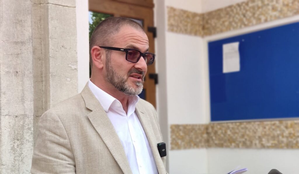Horia Constantinescu, acuzat că a făcut control fără a informa conducerea ANPC după ce a întrerupt o prezentare de vase de gătit