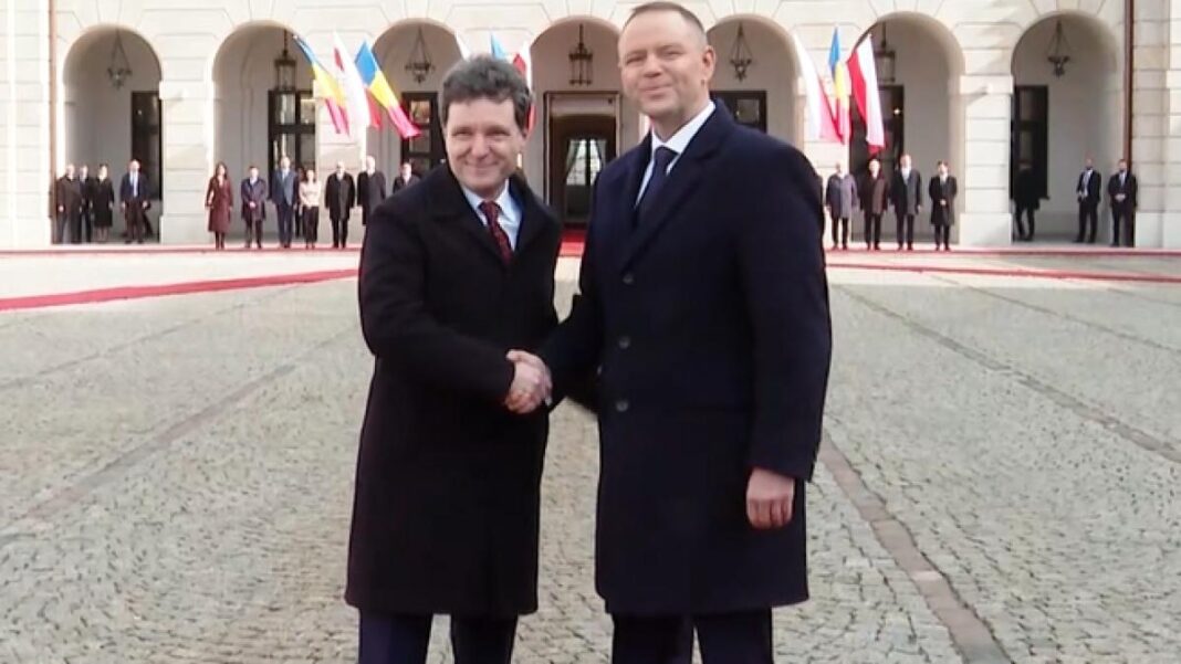 Nicușor Dan, primit în Polonia de Karol Nawrocki