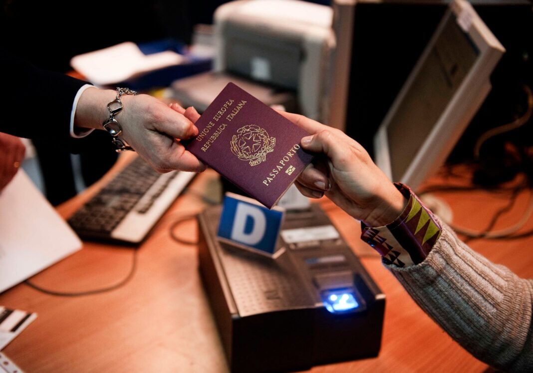 O nouă hotărâre prevede că descendenții italienilor nu vor mai putea dobândi cetățenia strămoșilor lor