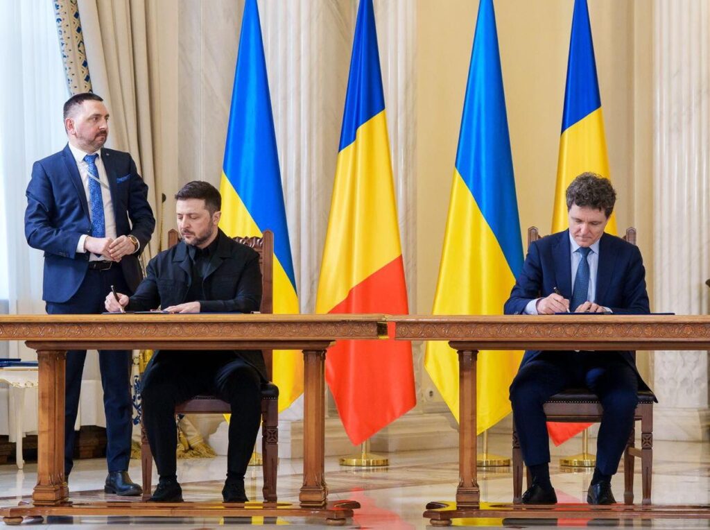 Nicușor Dan și Volodimir Zelenski au semnat un parteneriat strategic și cooperarea în domeniul energiei și în cel al producției de armament