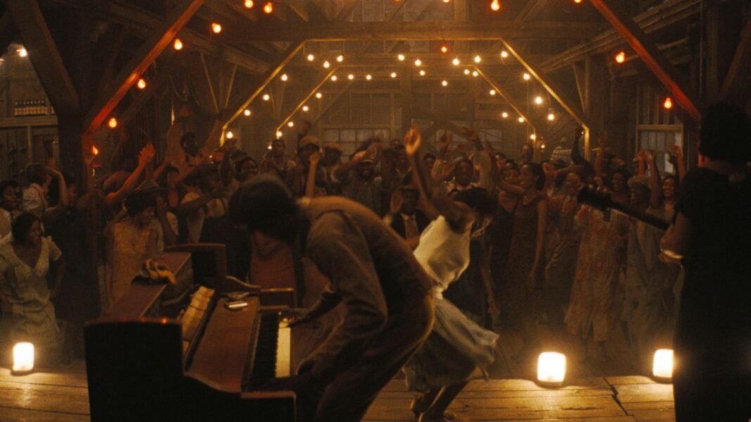 O scenă din „Păcătoșii” (Sinners)