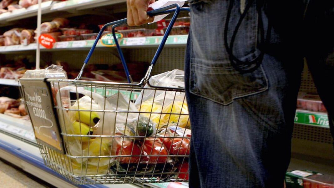 Coaliția a decis plafonarea adaosului comercial la alimentele de bază cu încă trei luni