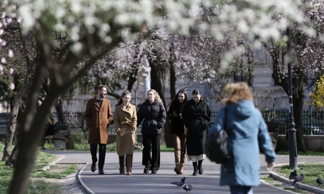 Prognoza meteo pentru începutul lunii aprilie. Ploi și oscilații mari de temperatură