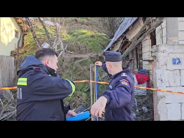 (VIDEO) Alunecare de teren în Slatina: autoritățile județene evaluează pagubele