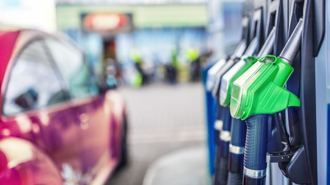 Bruxellesul avertizează: Statele membre UE să se pregătească pentru „perturbări prelungite“ pe piaţa energetică