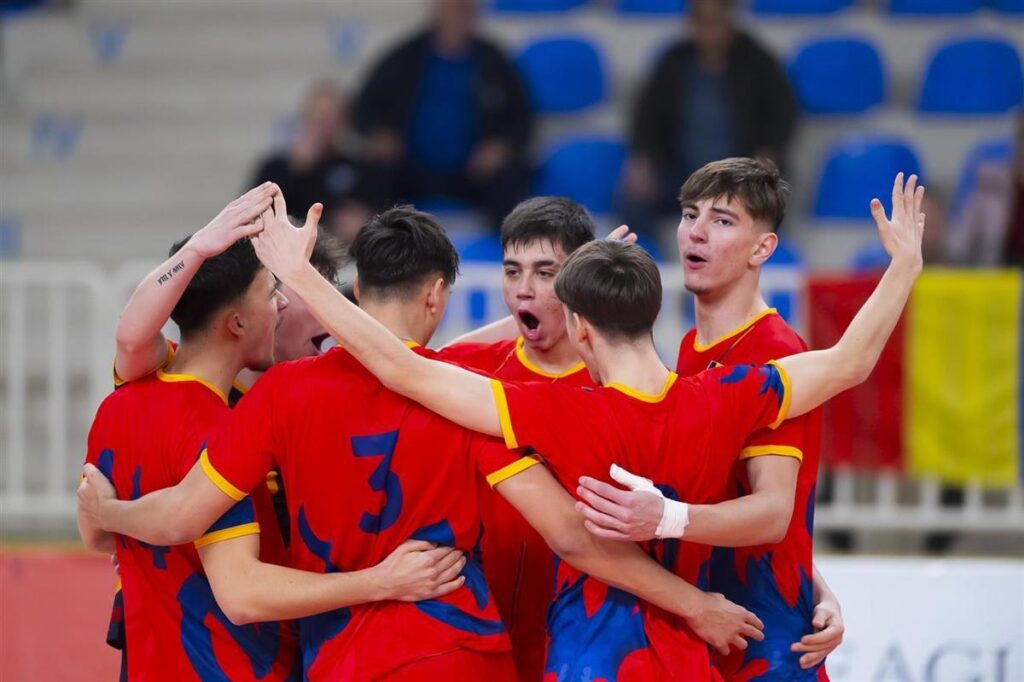 Volei (m) / România a învins Grecia și s-a calificat la Campionatul European U18