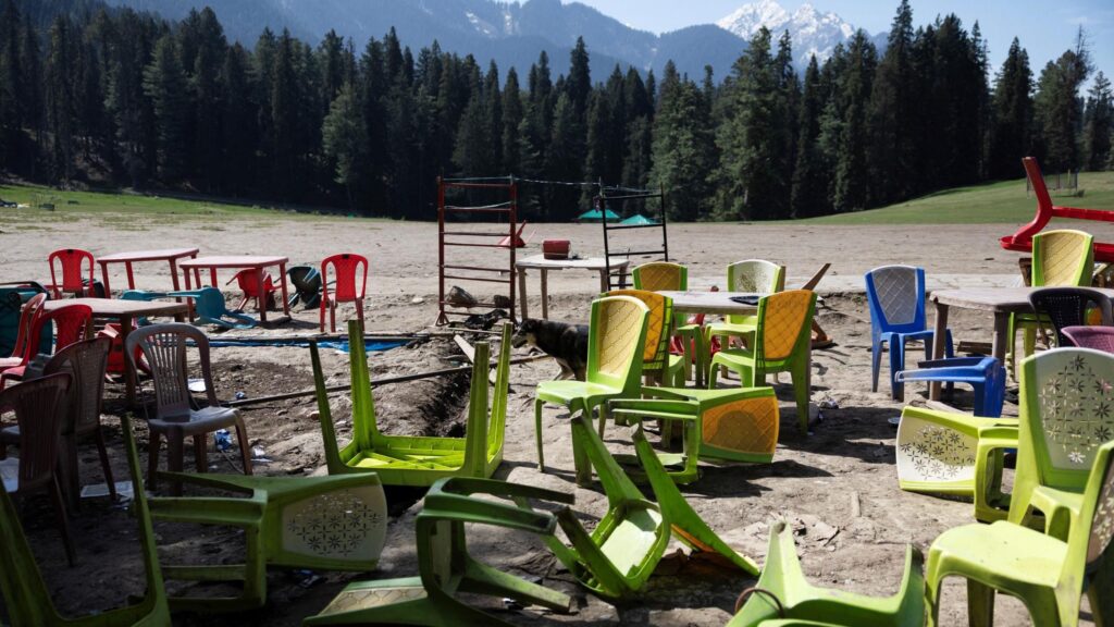 Crimele au avut loc într-o frumoasă pajiște din Pahalgam, un loc turistic popular.