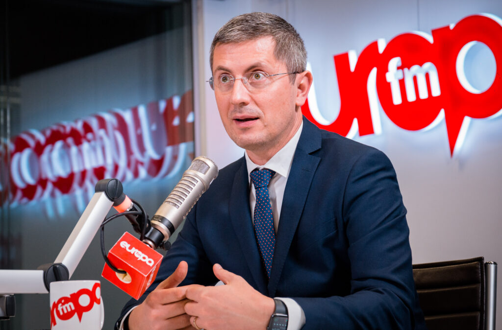 Reacție din USR, după alianța PSD-AUR împotriva lui Bolojan