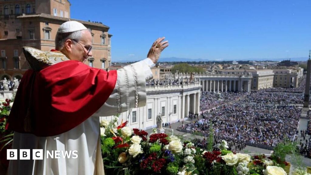 (VIDEO) Papa Leon al XIV-lea, apel global la pace în prima Liturghie de Paște: „Cei care pot porni războaie să aleagă pacea”