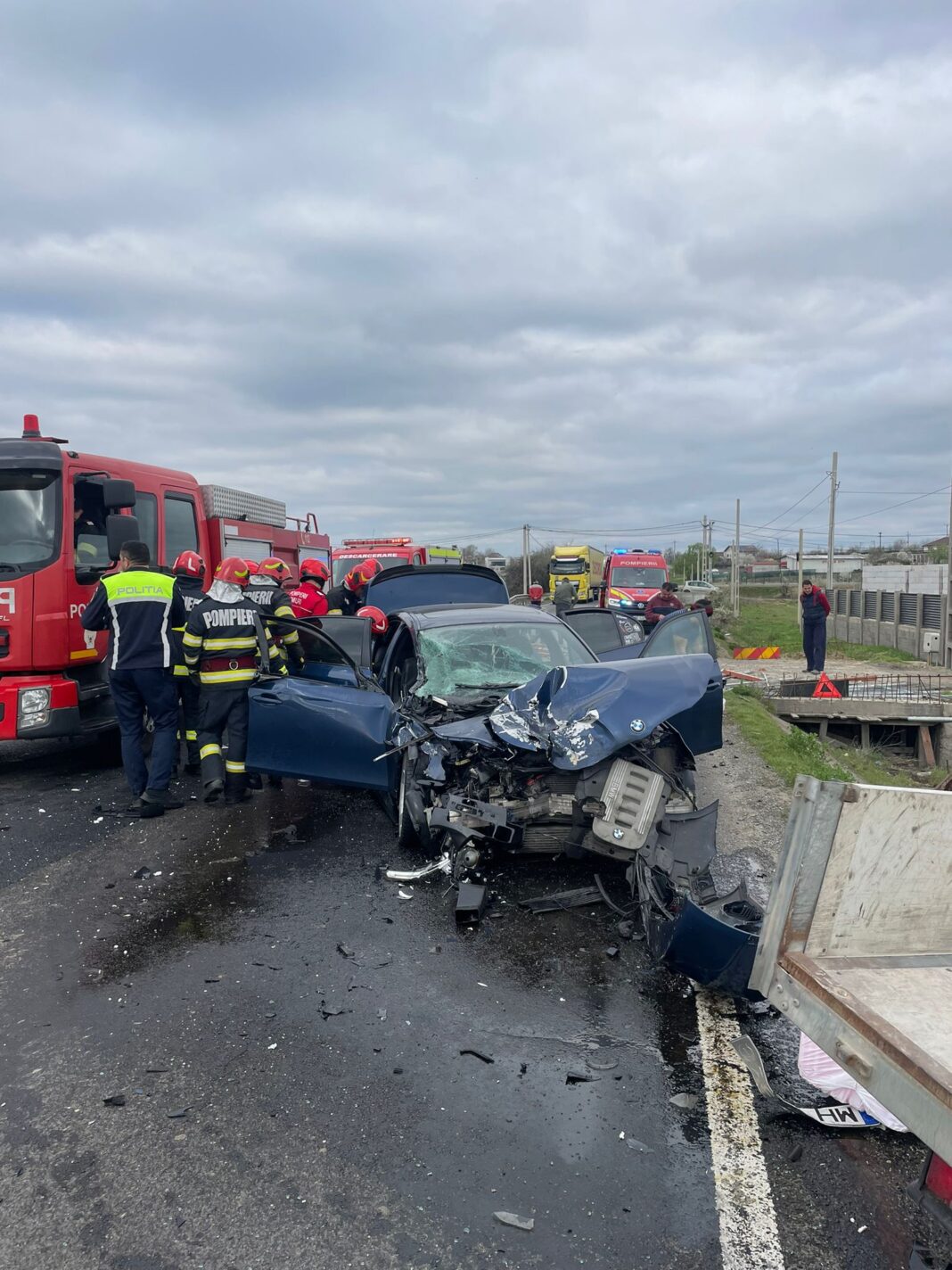 Accident pe DN 56A, la ieșire din Șimian