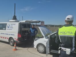 Polițiștii rutieri și reprezentanții Registrului Auto Român acționează pentru creșterea siguranței în trafic