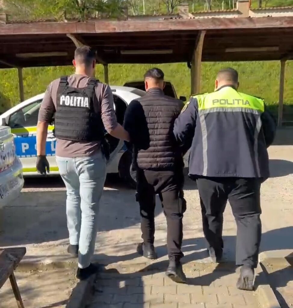(VIDEO) Tânăr de 28 de ani din Calafat, reținut după ce a agresat un bărbat pe stradă