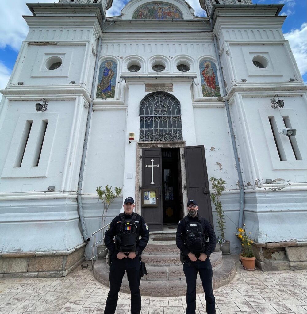 Măsuri speciale de ordine în Mehedinți de Paște: jandarmii vor fi în teren la slujbele de Înviere