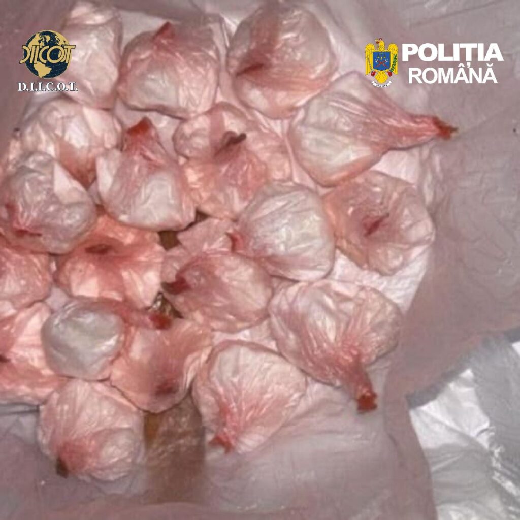 Dolj: Bărbat prins în flagrant cu 29 de doze de cocaină