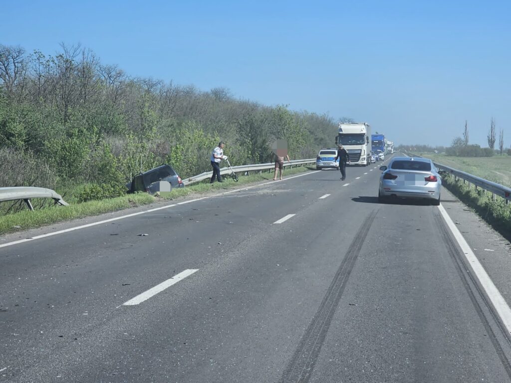 Trafic blocat pe DN 6, între Coșoveni și Leu, după un accident rutier