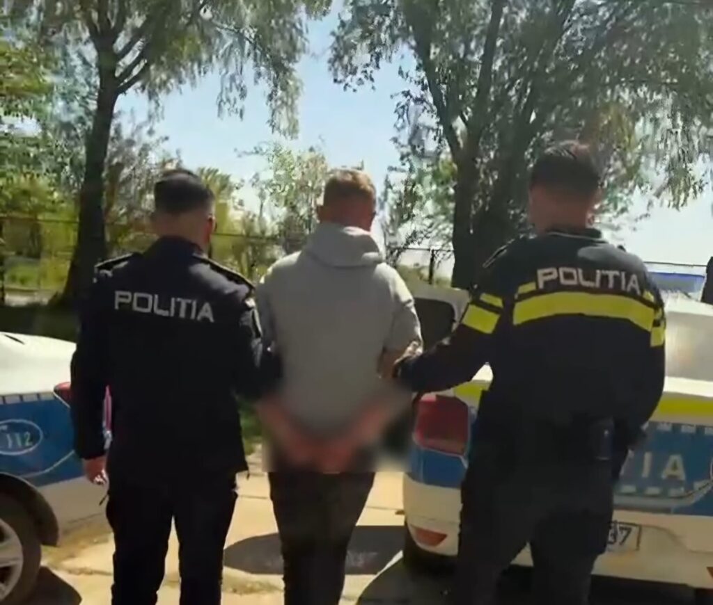 (VIDEO) Dolj: Tânăr fără permis, prins beat la volan în Urzicuța. A fost reținut de polițiști