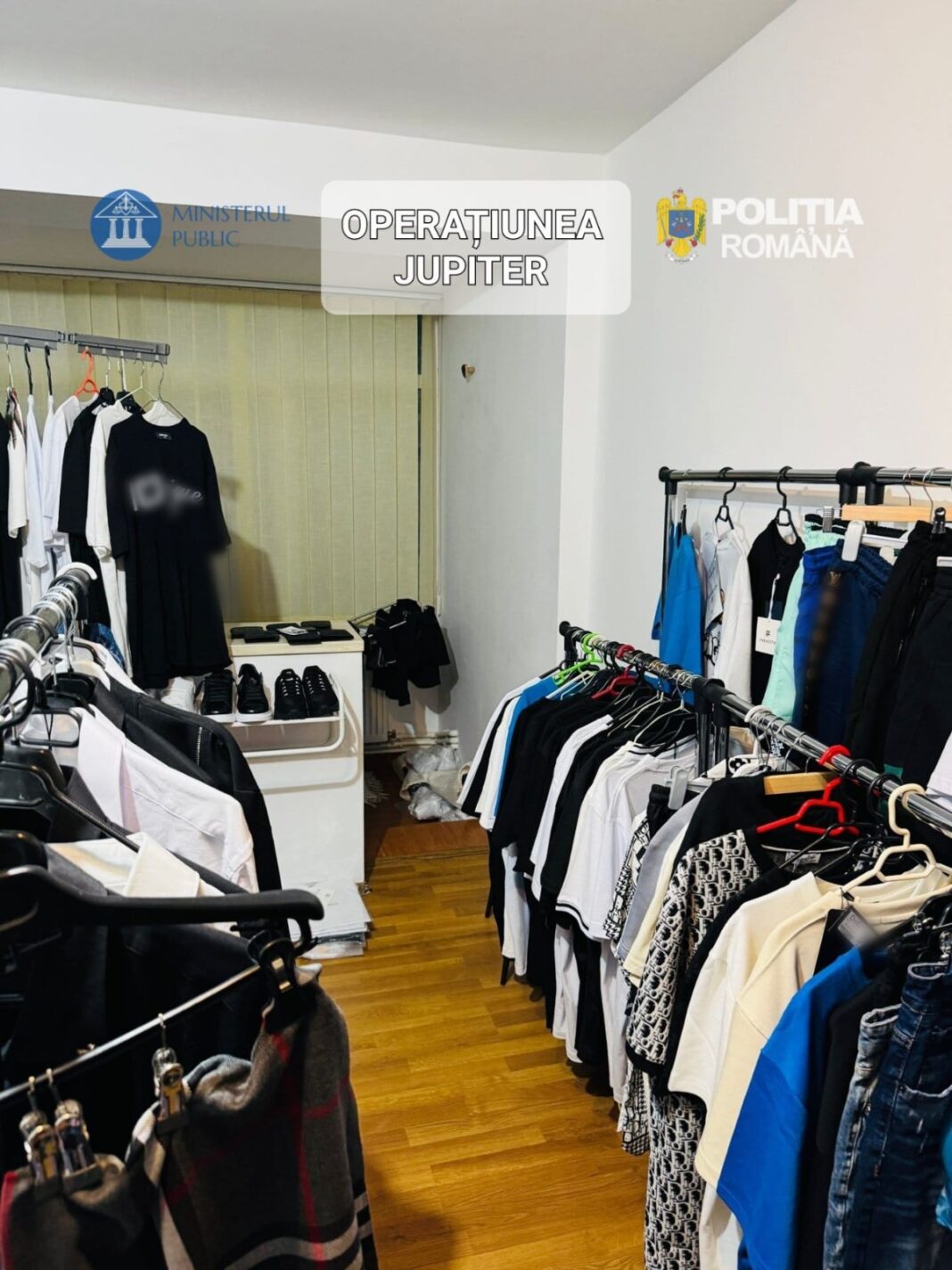 Haine de lux suspecte, găsite în Dolj