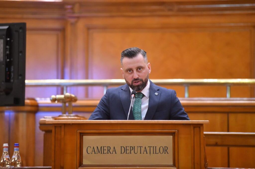 Un deputat afiliat PSD va vota împotriva moţiunii: Bolojan e cel mai competent premier de după ‘89
