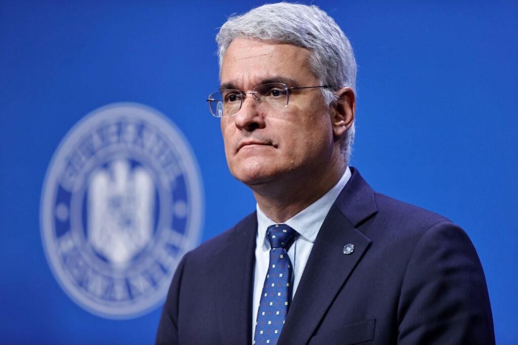 Mesajul ministrului interimar al Muncii, de 1 Mai: Mi-ar plăcea să stăm să muncim şi nu să şobolănim prin parlament cu moţiuni de cenzură