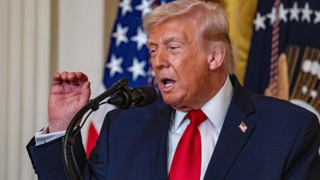 Trump atacă din nou NATO și îi spune să „stea departe” după anunțul Iranului privind Ormuz. Alianța, numită „inutilă“