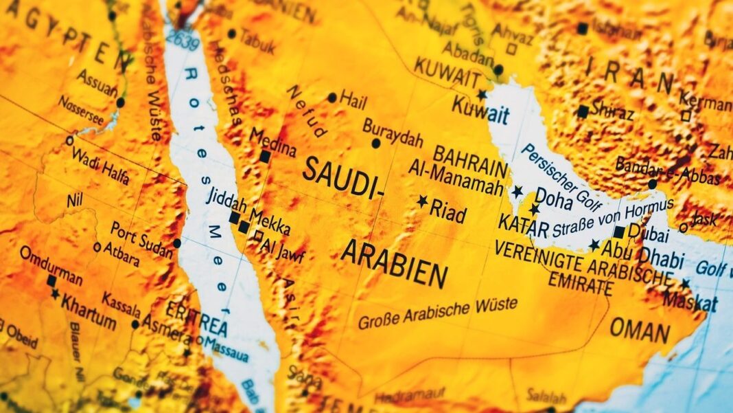 Iranul a ameninţat cu blocarea Mării Roşii dacă SUA îşi menţin blocada