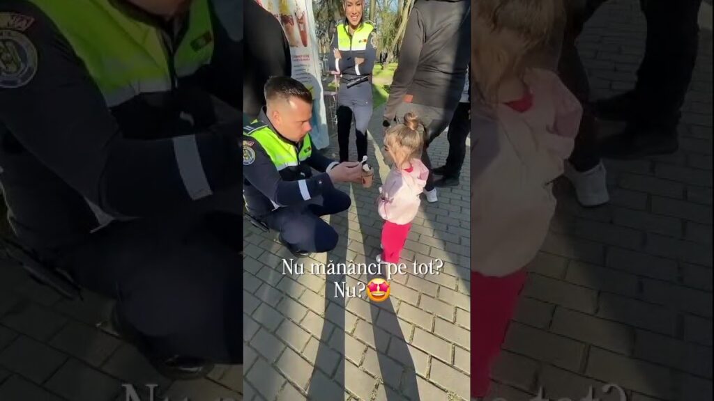 (VIDEO) Gest emoționant în Craiova: polițistul care a transformat un moment simplu într-o bucurie pentru o fetiță