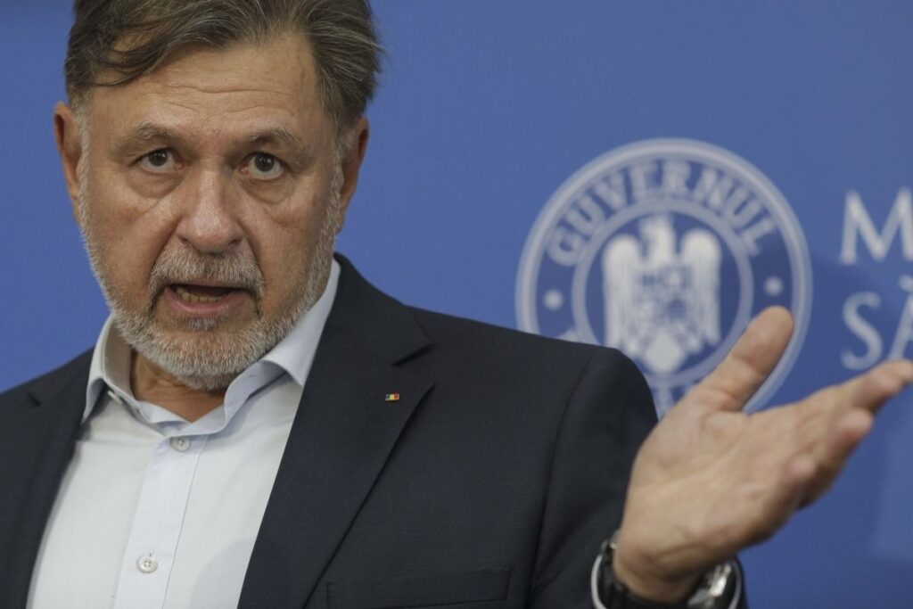 Rafila: Propunerile Pfizer au fost de refazare, adică aceeaşi cantitate de vaccinuri să fie livrată în doi ani 