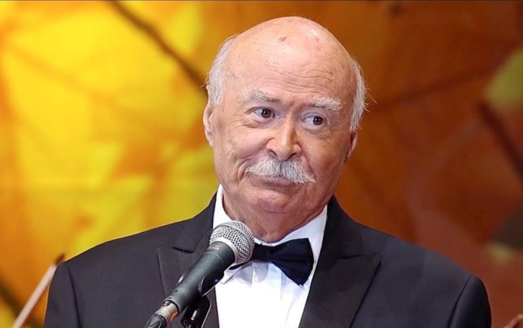 UPDATE: Tudor Gheorghe, internat după ce s-a lovit la cap într-un hotel din Iași. Artistul este în stare stabilă