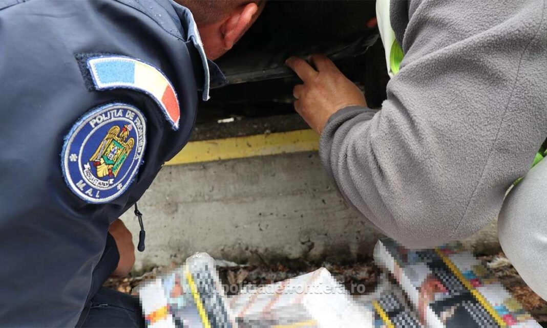 Polițiștii de frontieră au descoperit peste 21.000 de țigarete ascunse într-un autoturism înmatriculat în Danemarca