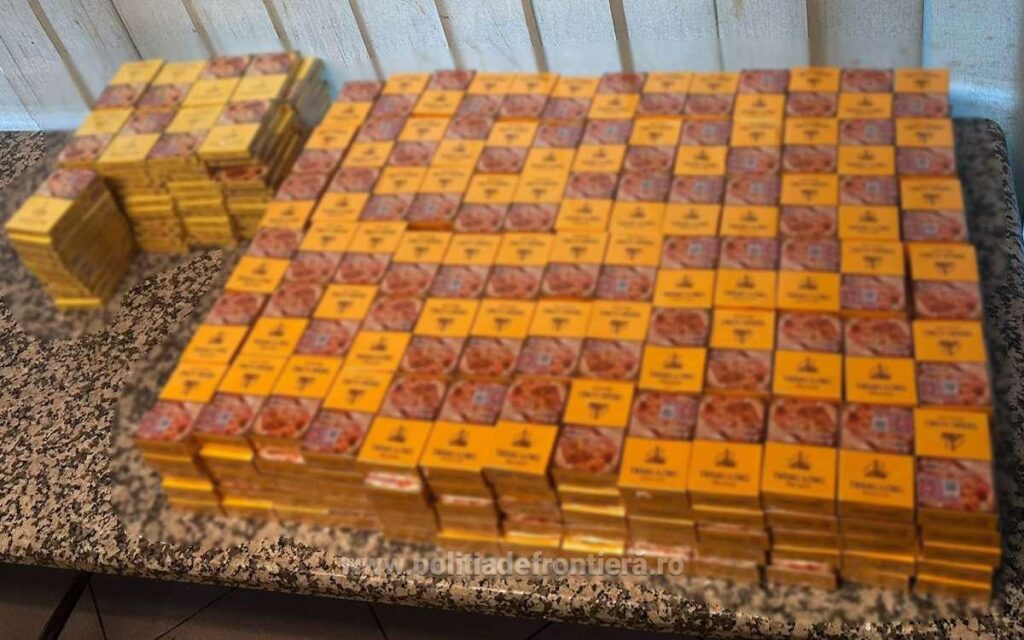 Aproape 20.000 de țigarete descoperite pe Aeroportul Otopeni! Cinci cetățeni străini au încercat să le introducă ilegal în România